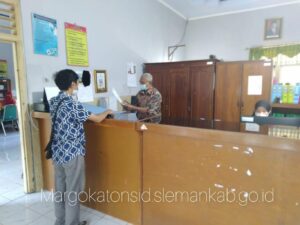 PELAYANAN PUBLIK DI KALURAHAN MARGOKATON
