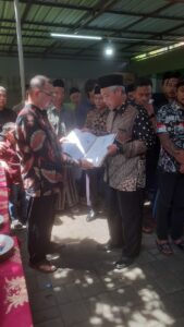 PENYERAHAN AKTA KEMATIAN UNTUK WARGA MARGOKATON PROGRAM LUKADESI PADUKUHAN SONOHARJO TAHUN 2025