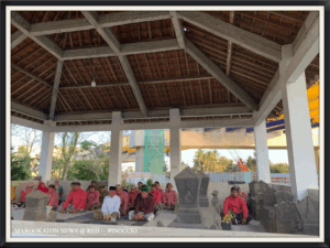 PEMERITAH KALURAHAN MARGOKATON ZIARAH MAKAM SUSUKAN III