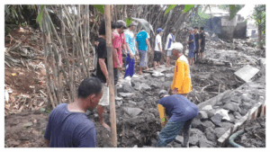 KERJA BAKTI PEMBANGUNAN DI LINGKUP AREA MAKAM PADUKUHAN SUSUKAN III