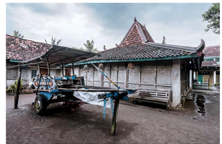 Rumah Joglo dan Gerobak