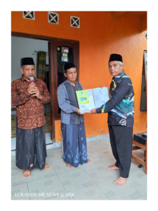 PENYERAHAN AKTA KEMATIAN UNTUK WARGA MARGOKATON PROGRAM LUKADESI PADUKUHAN SOMOKATON